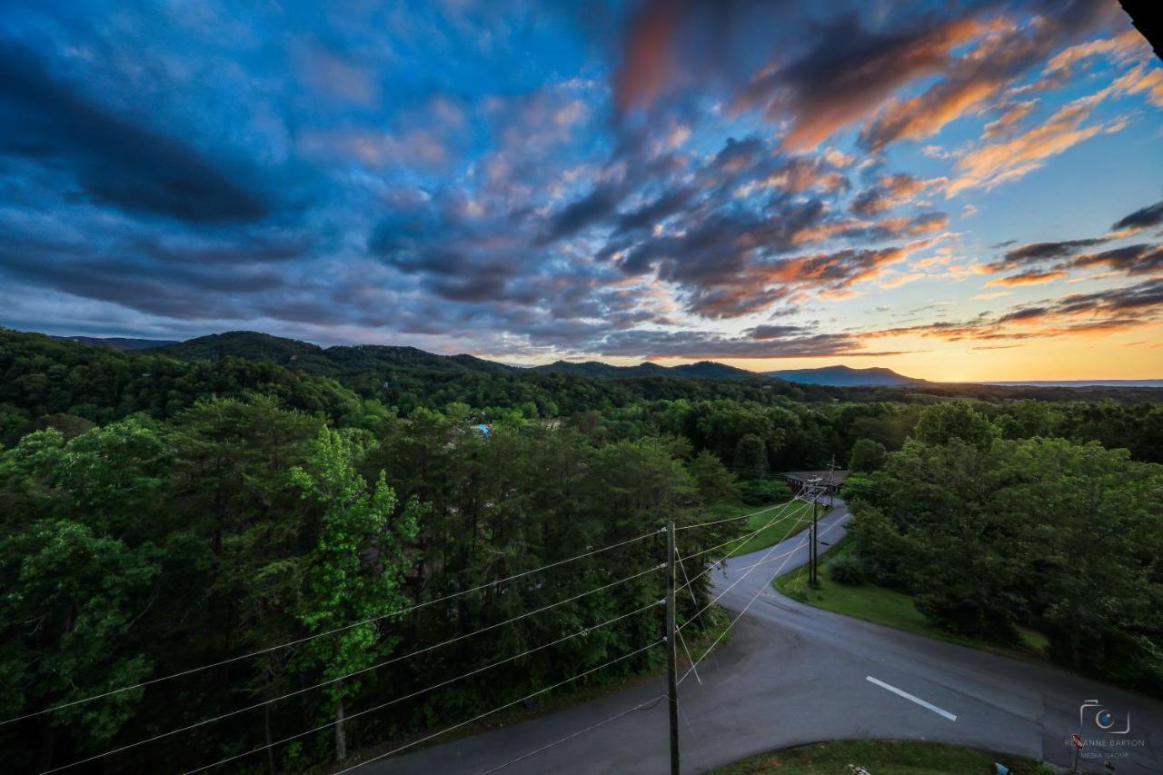 Absolute Delight Whispering Pines 553 Daire Pigeon Forge Dış mekan fotoğraf